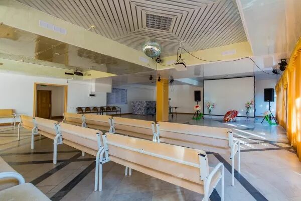 Киноконцертный зал