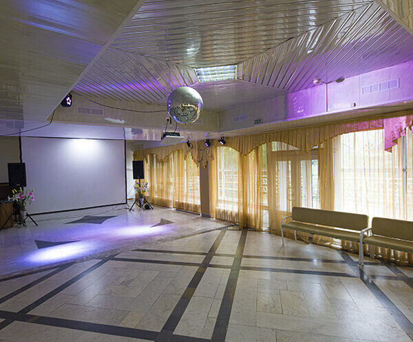 Танцевальный зал